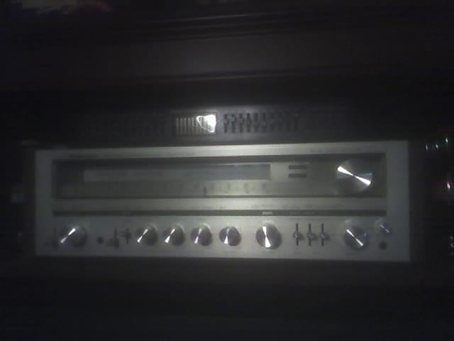 Personal Stereo systems.. >:D-04-04-10_1928.jpg