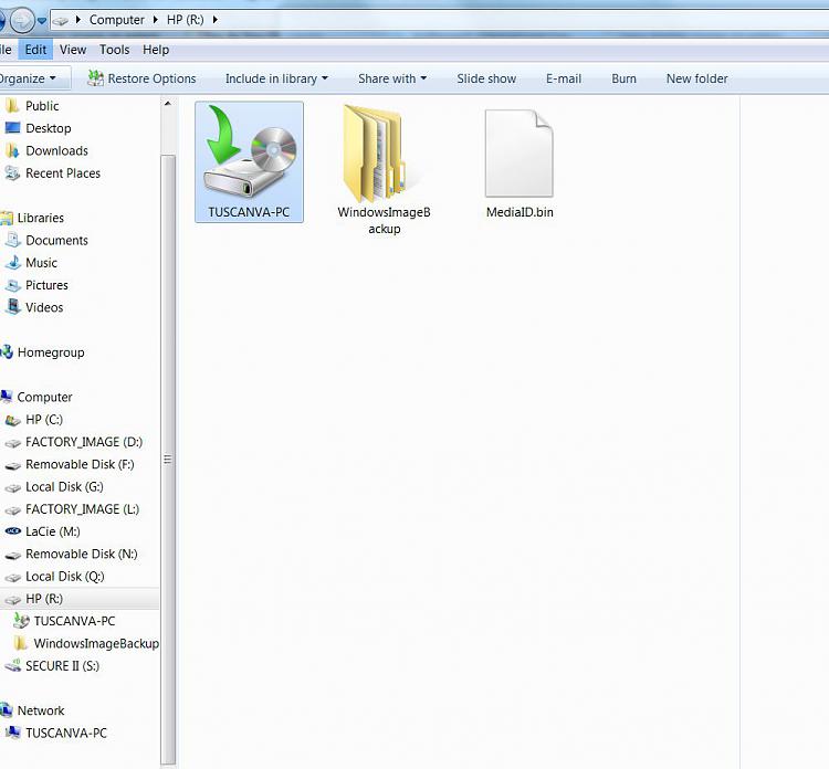 Extra factory image on external hard drive-contents-hp-r-drive-dates-1-4-2011-comprize-467-gb-500gb-disk.jpg