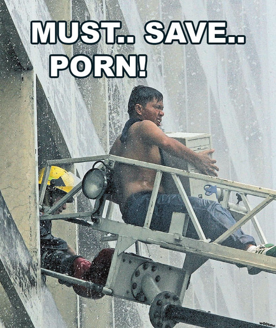 Funny and Geeky Cool Pics-must-save-porn.jpg