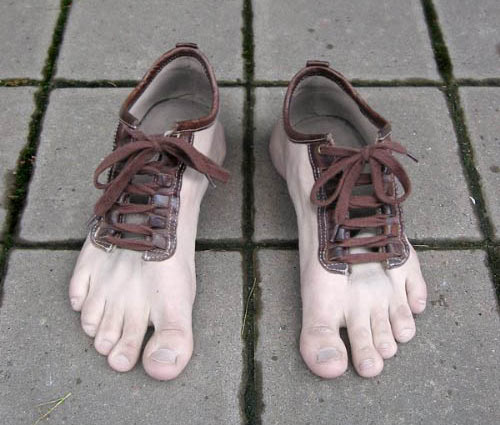 I found some shoes for the Bare Foot Kid-funny-shoes1249144415.jpg