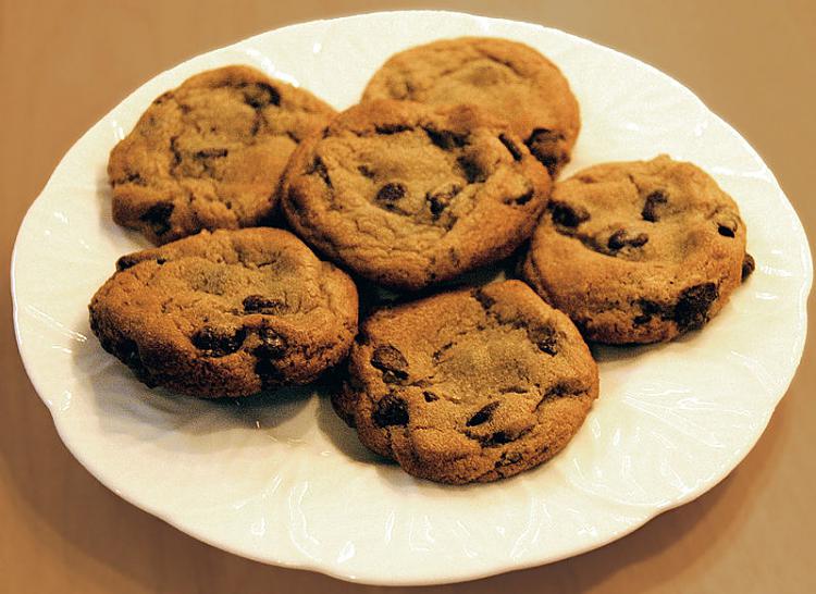 XP Forum-800px-chocolate_chip_cookies.jpg