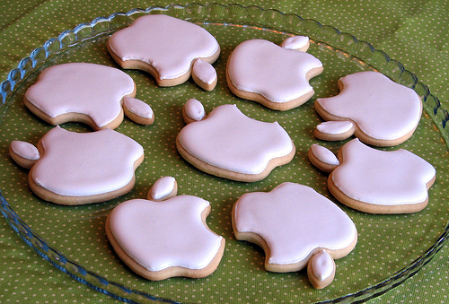 XP Forum-apple-logo-cookies.jpg