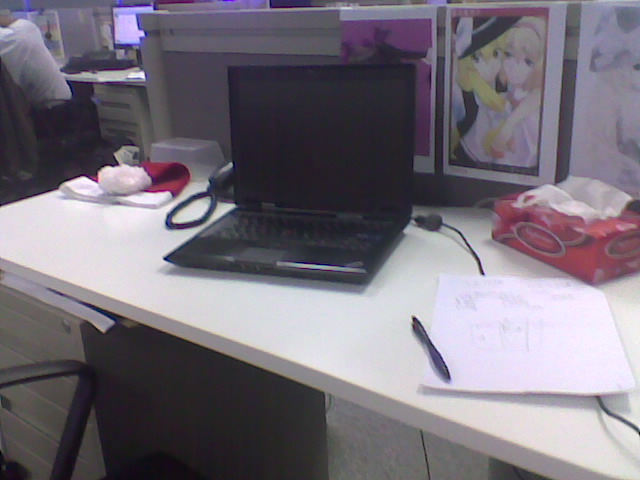 Show us your desk!-image002.jpg