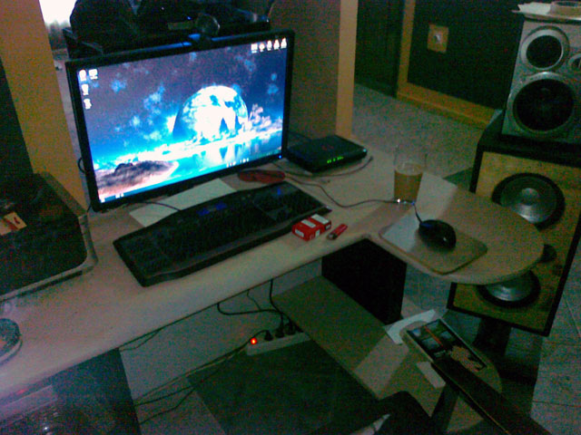 Show us your desk!-comp2.jpg