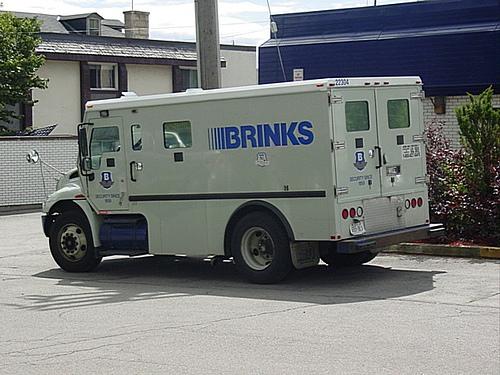 What's in the pic-brinks.jpg