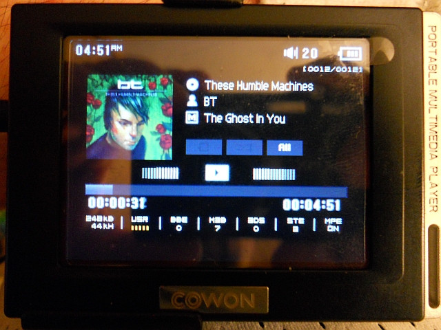 What are you listening to? [5]-dscn0017.jpg