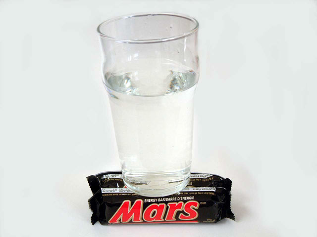 NASA Spacecraft Data Suggest Water Flowing on Mars-wateronmars2_gcc.jpg