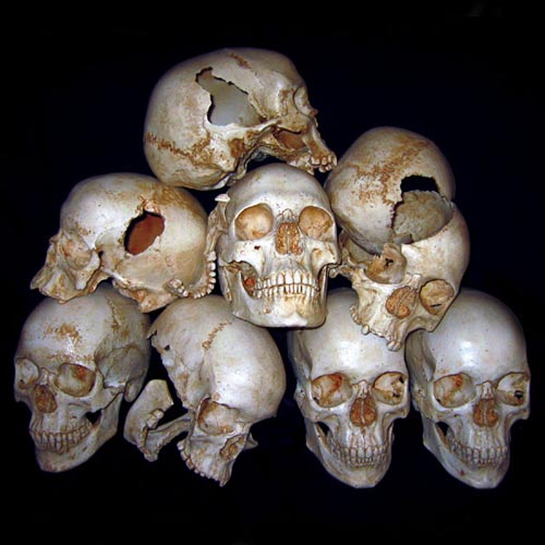 Off topic!-human_skulls_group1.jpg