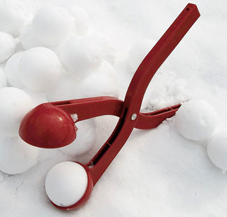 We're having a Snowball Fight come join us-snowball-maker-child-you-1.jpg