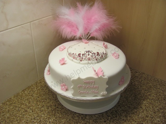 Happy Birthday Baroness von shush :)-tiara-cake-14-.jpg