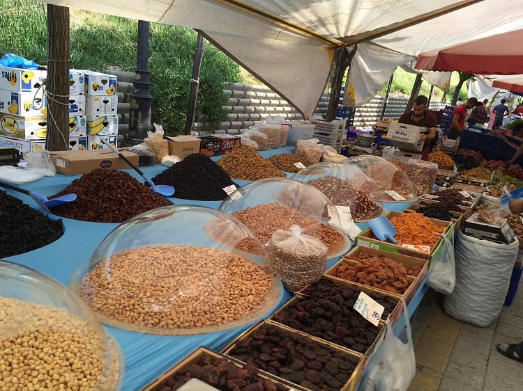 The local Bazaar-20150622_073517822_ios.jpg