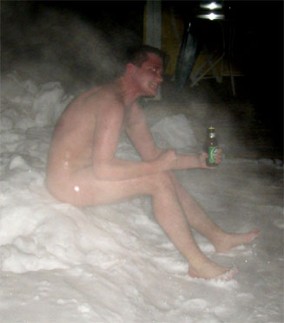 Merry Christmas-funny-finns-snow-after-sauna.jpg