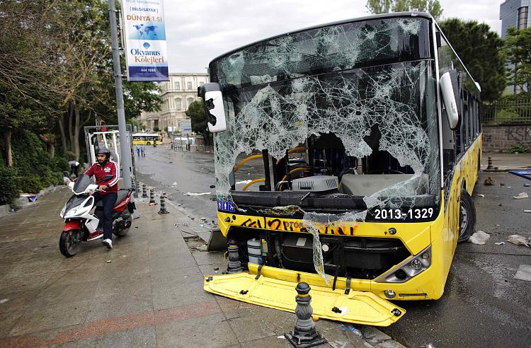 Today [15]-ay111255200a-damaged-bus-.jpg