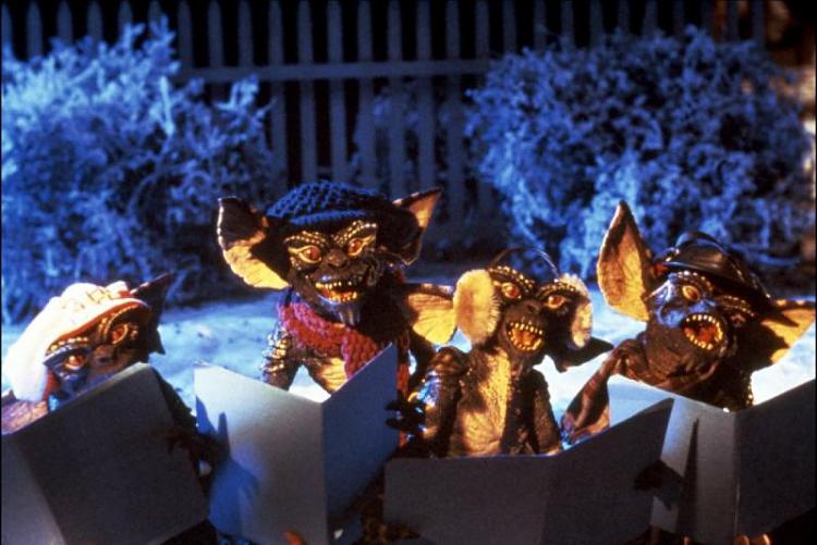 Merry Christmas/Happy Holidays-gremlins-1984-04-g.jpg