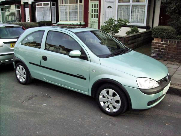 A Citroen Saxo or a Vauxhall Corsa?-2zp4d9z_edited-1.jpg