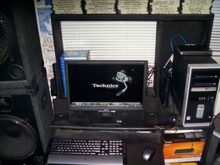 Post Your Entertainment Setup.....-ipodimage117_tnc.jpg