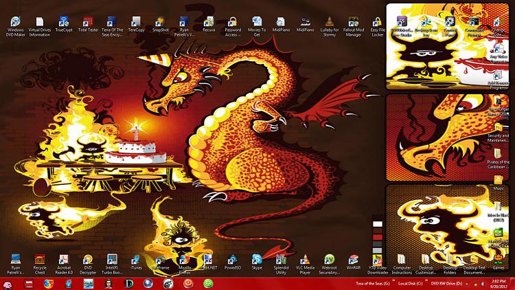 Show us your Desktop-my-desktop-2.jpg