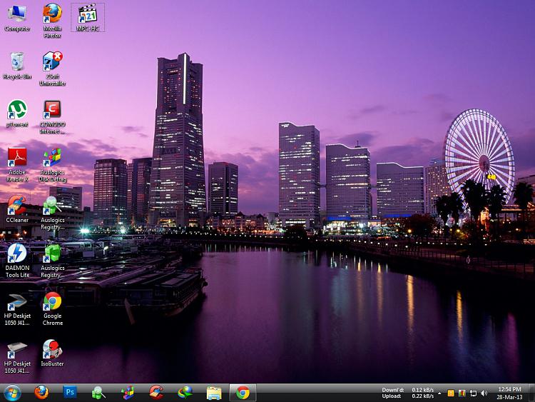 Show us your Desktop-desky.jpg