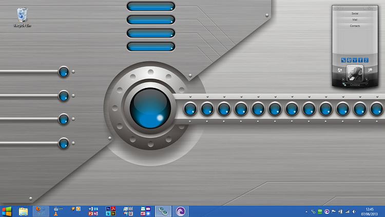 Show us your Desktop-today.jpg