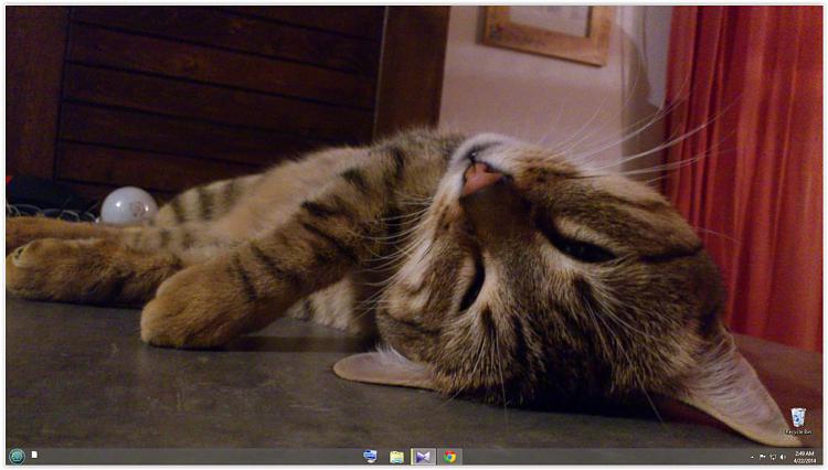 Show us your Desktop 2-screen-shot-04-22-14-02.49-am.jpg