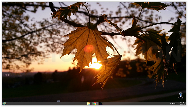 Show us your Desktop 2-screen-shot-05-05-14-09.55-am.png