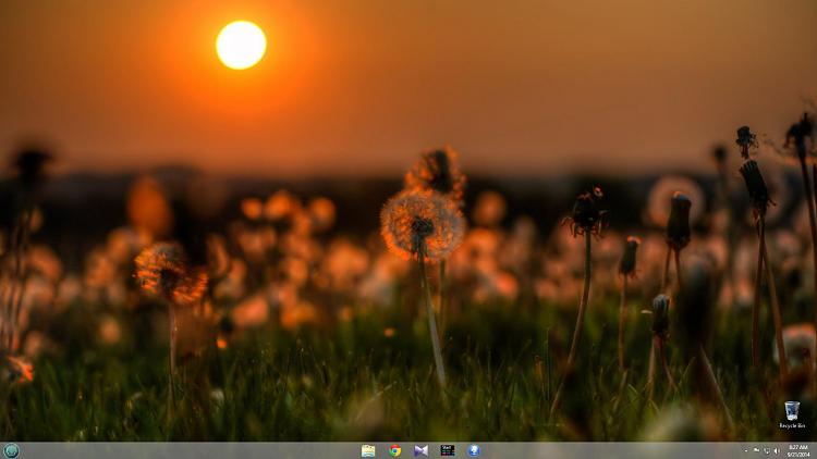 Show us your Desktop 2-2014-09-21_08h27_17.jpg