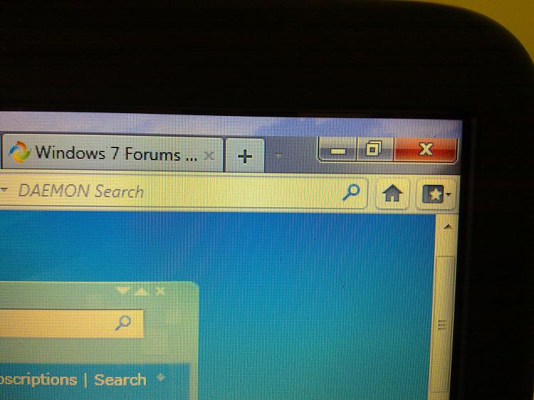 Maximised windows not all the way to top of screen (annoying)-23072011037.jpg