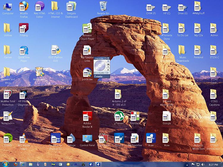 Icons covered up with page that looks like old Windows 3.11 Window-bad-icons.jpg