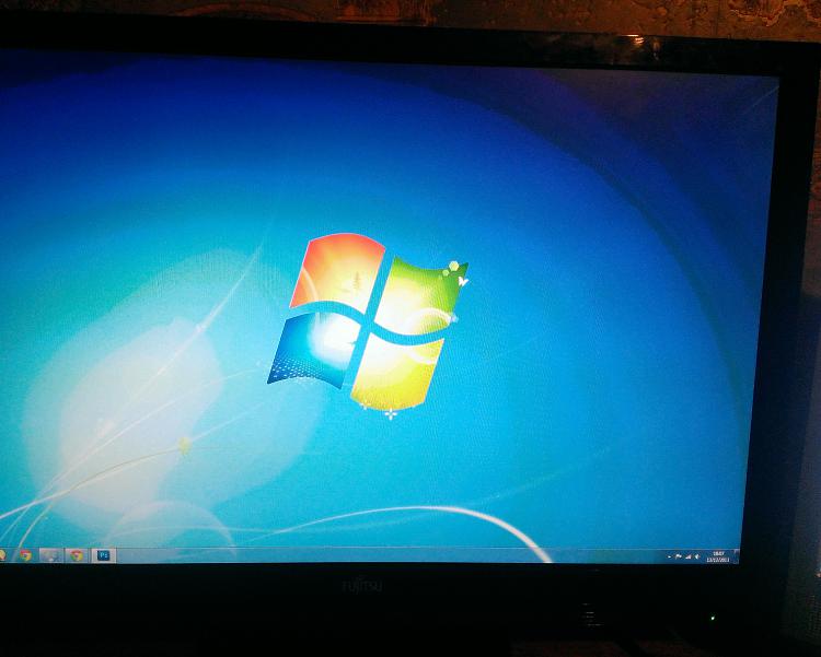 Fujitsu 26&quot; SL3260W monitor display problem-wp_20131213_003.jpg