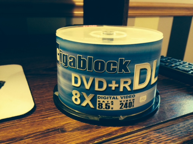 Why won't my DVD RW drive (D)  read blank discs?-photo.jpg