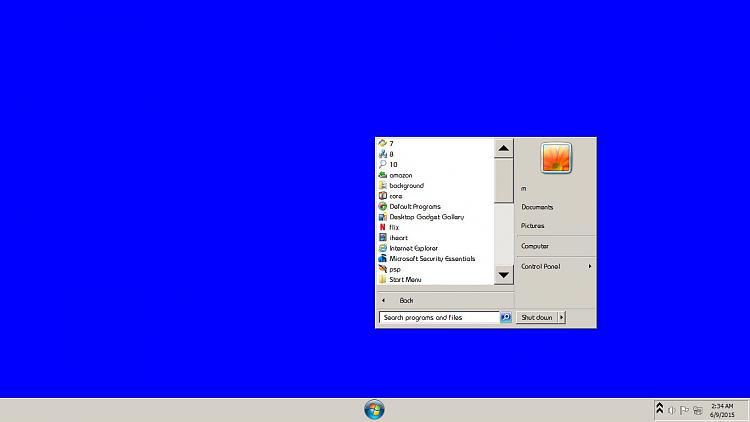 Why Upgrade to Windows 10?-7-desk.jpg