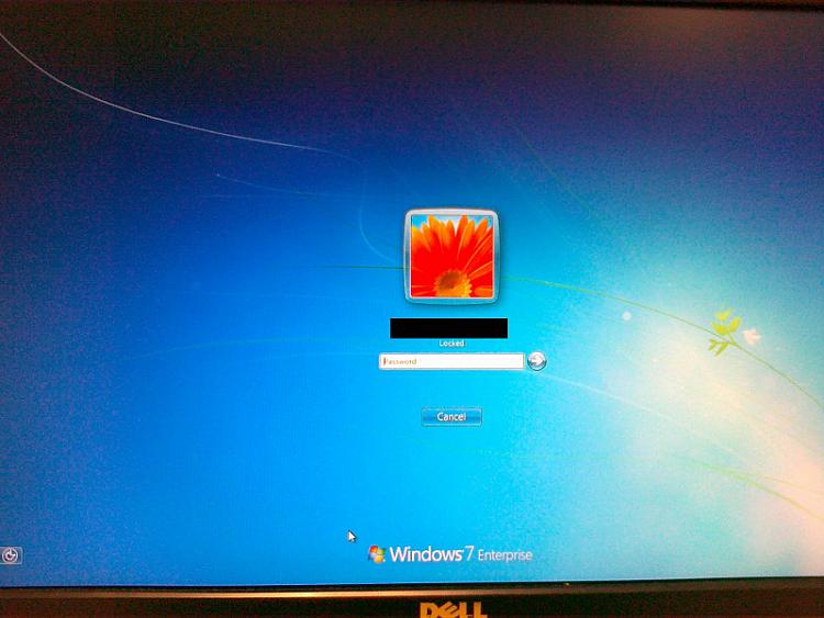 Unlocking Computer - prompt for User Selection-01042010003.jpg