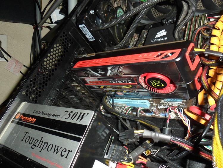 Card Comparison HD5770 Vs GT430-sam_0089.jpg