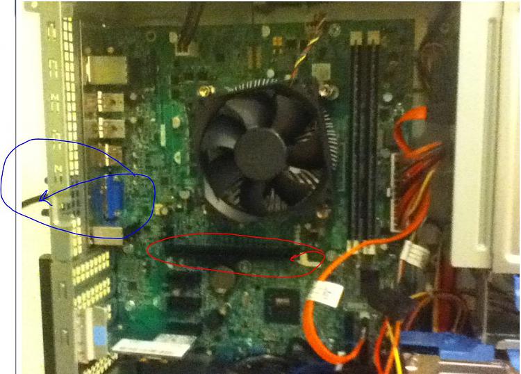 No sign of output from computer-dell_620s_slimline_video_ports.jpg