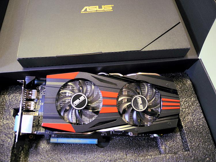 Ordered today the Asus DirectCU II R9270X-DC2T-4GD5-dscn1417.jpg