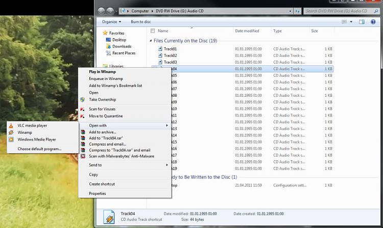 running Win7 and discs not being recognized drive is shown-capture.jpg