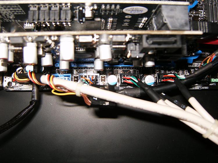 can I change my motherboard-hpim1214.jpg