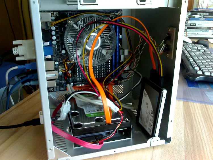 Going from mATX to Mini iTX ...-06-08-09_1742.jpg