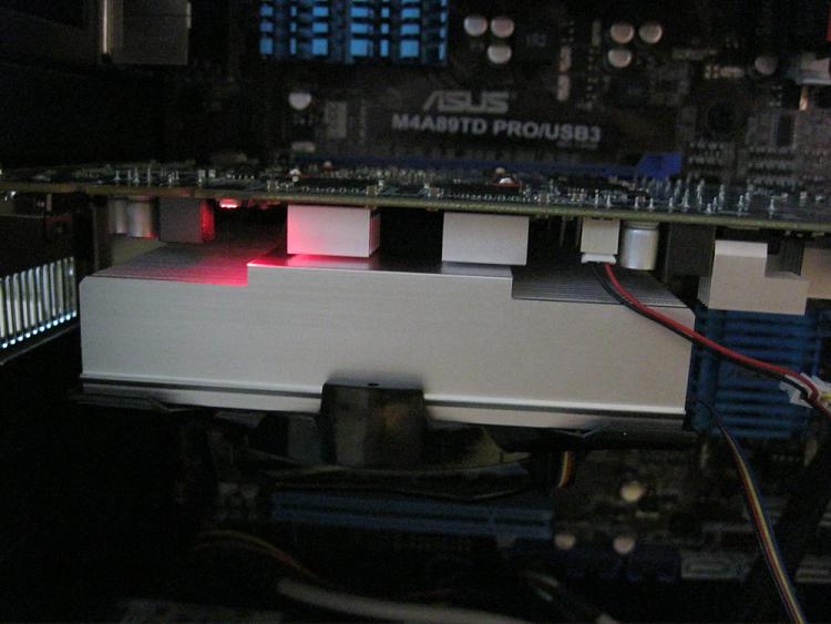 BIOS beep, PC posts, but red LED light on GPU and no monitor signal-img_0265.jpg