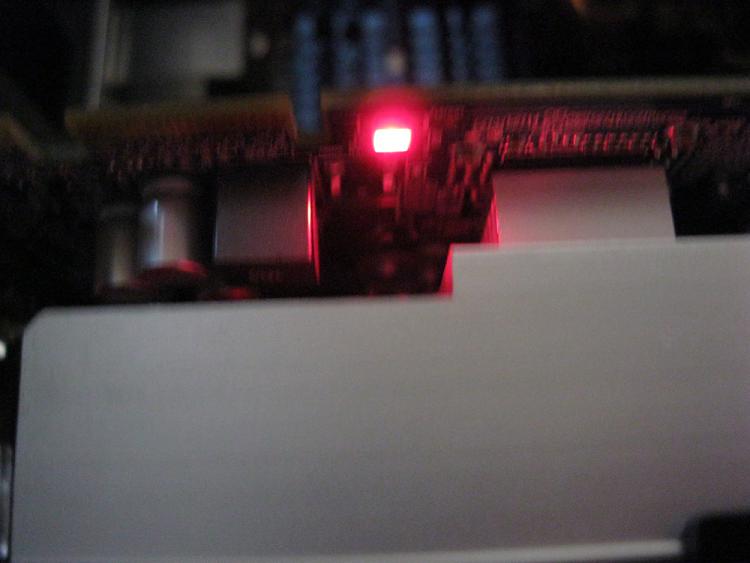 BIOS beep, PC posts, but red LED light on GPU and no monitor signal-img_0267.jpg