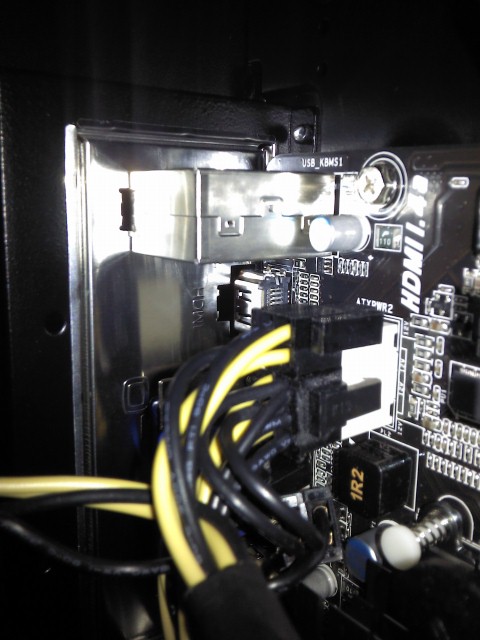 Using a 6pin and half of a 4pin for 8pin CPU power on new mobo?-img_20121228_234331.jpg