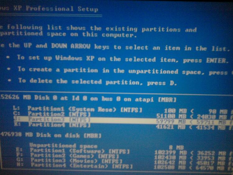 How fix &quot;This disk doesn't contain a Windows-XP compatible partition&quot;?-photo0092.jpg