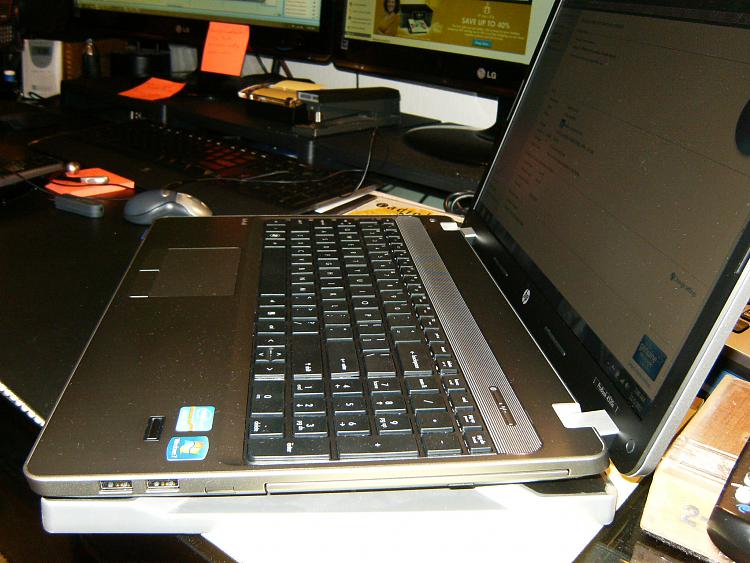 New HP laptop loaded with bloatware - keep/discard what?-hpim1651.jpg