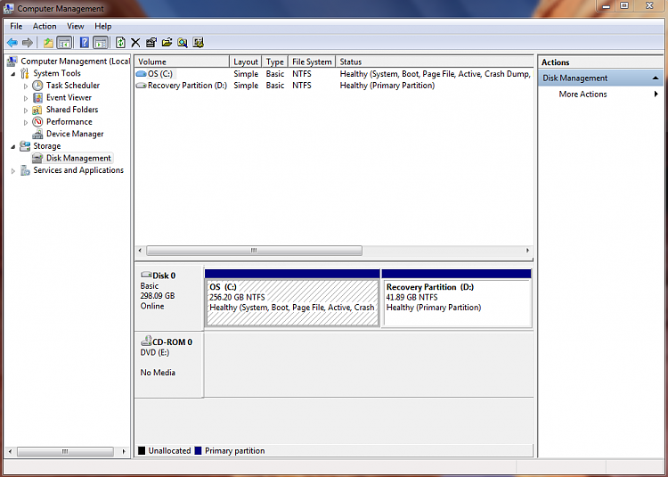 Windows 7 Student Edition-diskmanagement.png