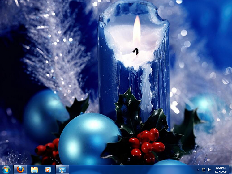 All I want for Christmas is Windows 7 Contest-bluechristmas2.png