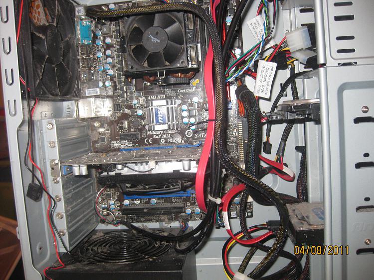 Cable Management on an Antec 300-020.jpg