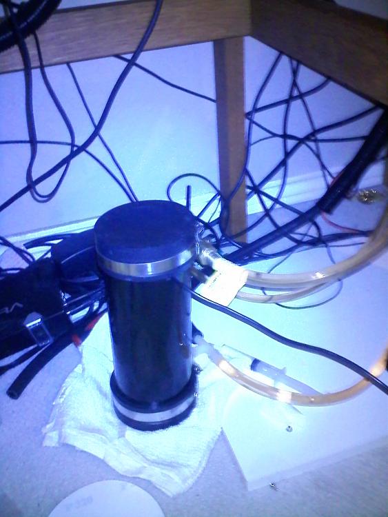 Home-made Liquid Cooling-0919011938a.jpg