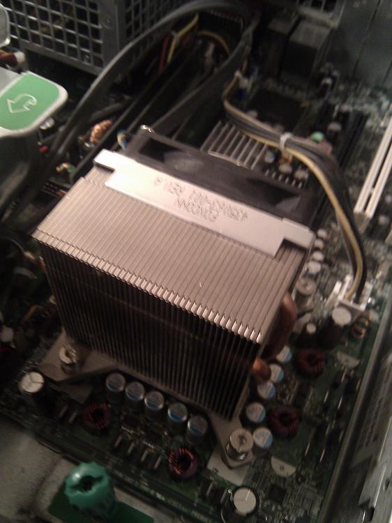 OC older Pentium D, how many volts?-img_20111229_195958.jpg