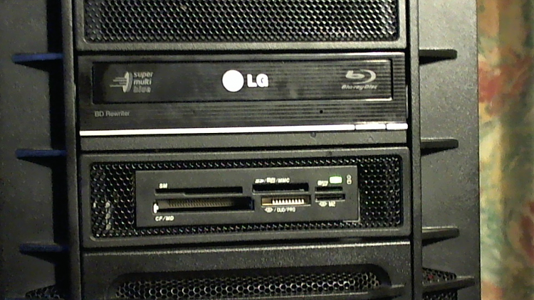 Show Us Your Rig [3]-blu-ray.png