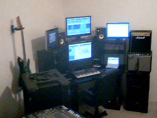 Show Us Your Rig-studio.jpg